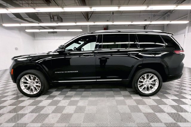 Used 2021 Jeep Grand Cherokee L Summit w/ Luxury Tech Group V AWD/4WD image 14