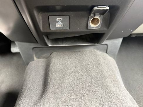 Used 2021 Ford F550 4x4 Crew Cab Super Duty image 25