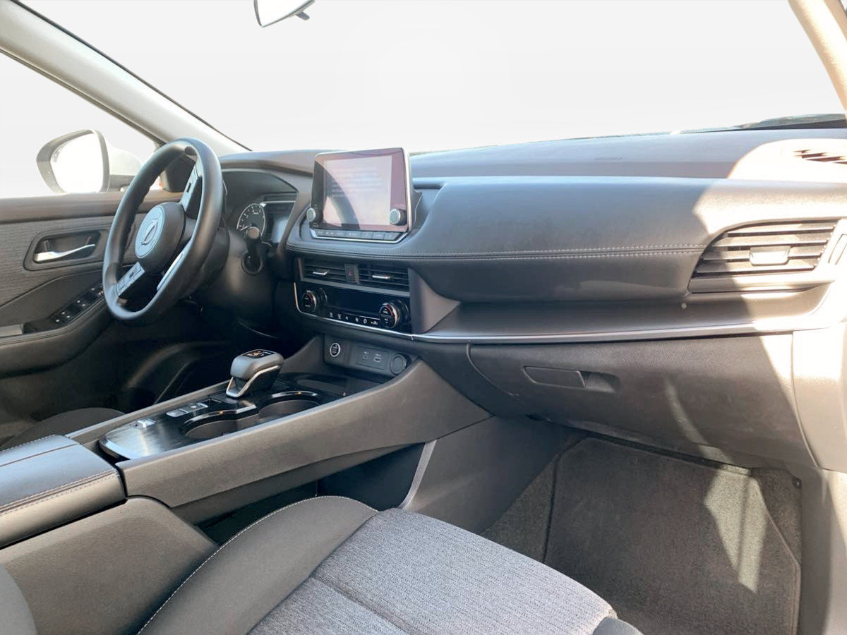 Used 2023 Nissan Rogue SV FWD image 20