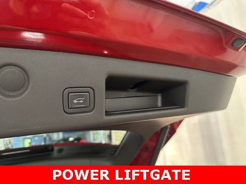 Used 2024 Chevrolet Equinox LT image 27