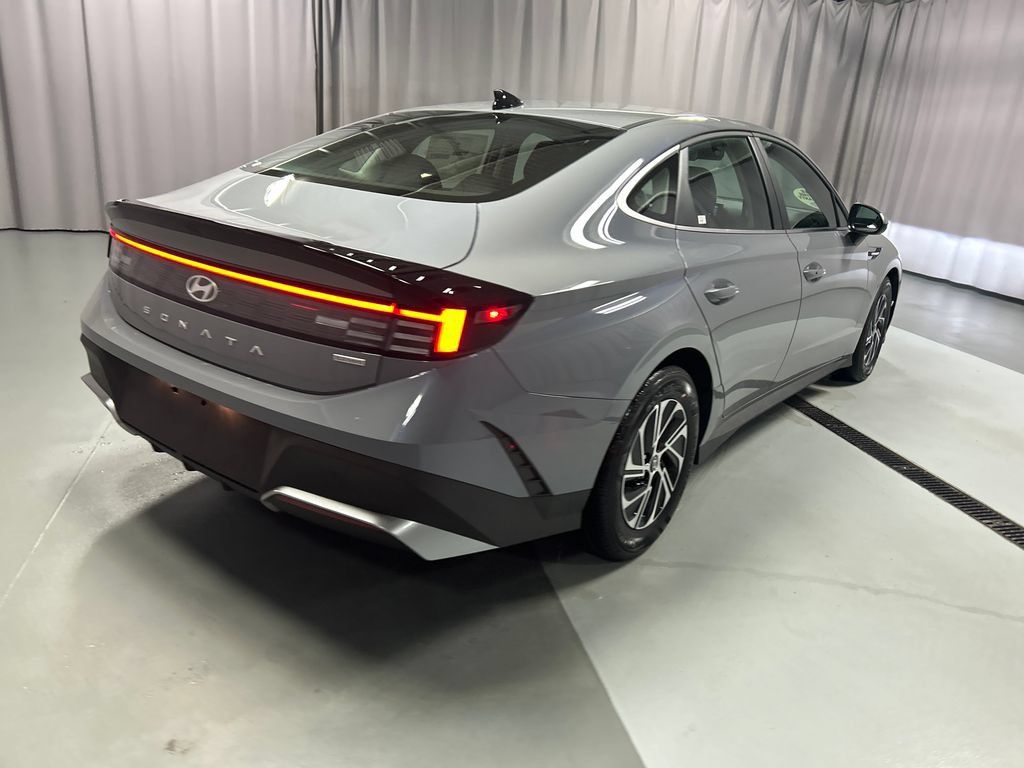 New 2026 Hyundai Sonata Blue FWD image 7