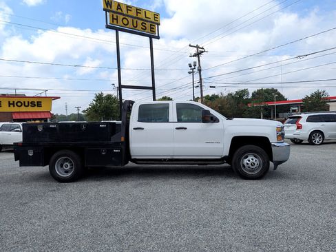 Used 2019 Chevrolet Silverado 3500 W/T w/ WT Convenience Package image 5