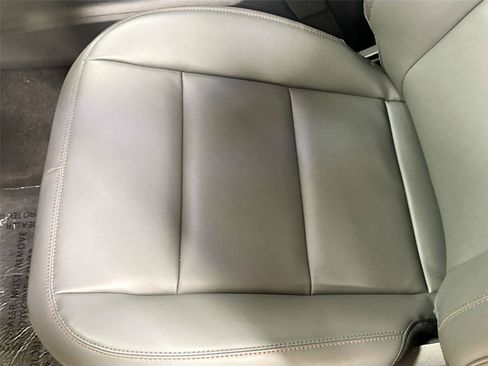 New 2026 Ford Explorer Active w/ Active Comfort Package RWD image 18