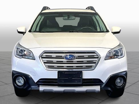 Used 2015 Subaru Outback 2.5i Limited image 3