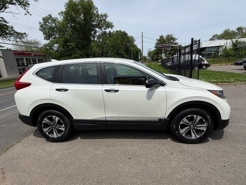 Used 2017 Honda CR-V LX image 4