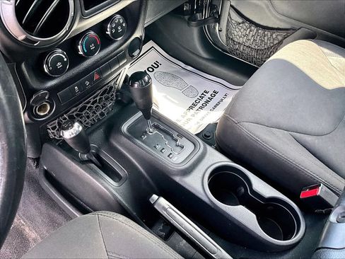 Used 2016 Jeep Wrangler Unlimited Sport w/ Mopar Black Appearance Group AWD/4WD image 14