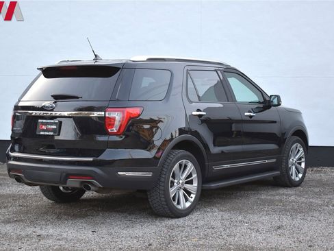 Used 2019 Ford Explorer Limited w/ Ford Safe & Smart Package image 5