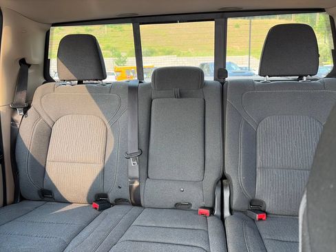Used 2020 RAM 1500 Big Horn AWD/4WD image 35