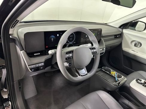 Used 2025 Hyundai Ioniq 5 SEL image 13