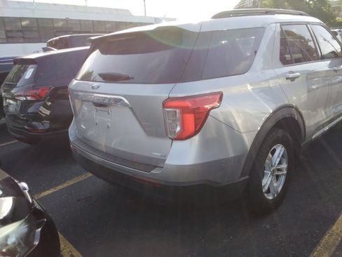 Used 2020 Ford Explorer XLT w/ Comfort Package AWD/4WD image 10