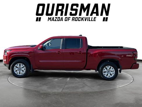 Used 2022 Nissan Frontier SV w/ Technology Package image 3