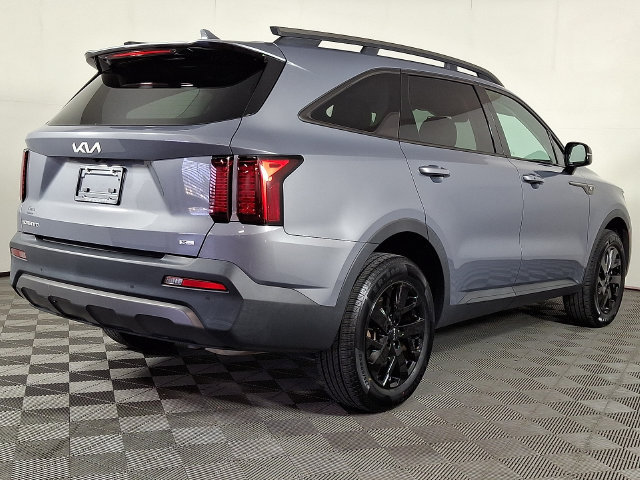 Used 2023 Kia Sorento S AWD/4WD image 9