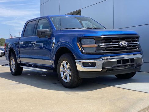 Used 2024 Ford F150 XLT w/ Mobile Office Package image 2