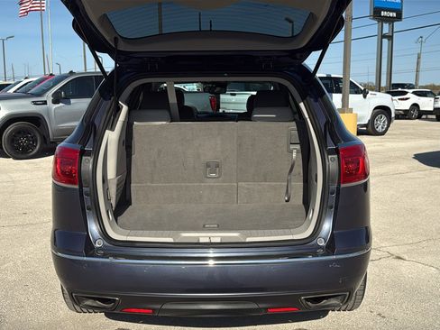 Used 2014 Buick Enclave Leather w/ Trailering Provision Package image 25