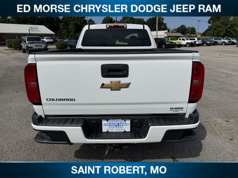 Used 2017 Chevrolet Colorado W/T w/ WT Convenience Package RWD image 3