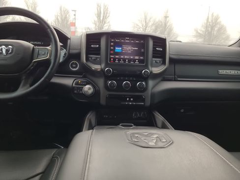 Used 2019 RAM 1500 Sport image 18