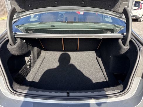 Used 2025 BMW 330i xDrive Sedan image 35