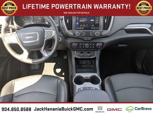 Used 2024 GMC Terrain AT4 AWD/4WD image 15