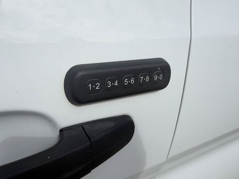 Used 2023 Ford Transit 350 XLT RWD image 15