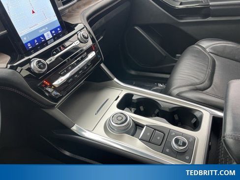 Certified 2022 Ford Explorer Platinum w/ Equipment Group 601A image 38