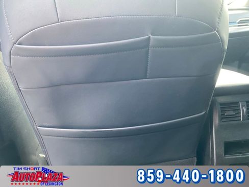 Used 2023 Mitsubishi Outlander SE image 28