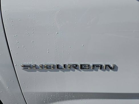 New 2026 Chevrolet Suburban LS RWD image 32
