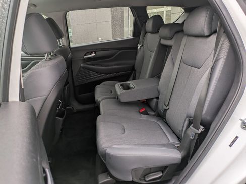 Used 2019 Hyundai Santa Fe SE image 27