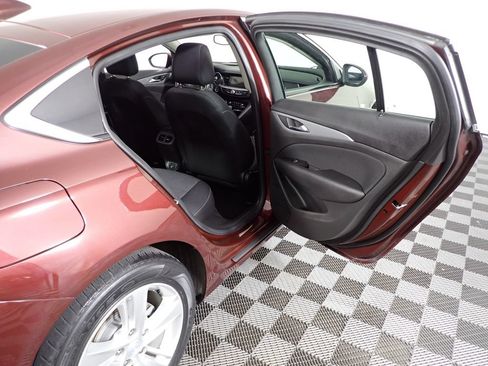 Used 2018 Buick Regal Preferred w/ Sights and Sounds Package FWD image 29