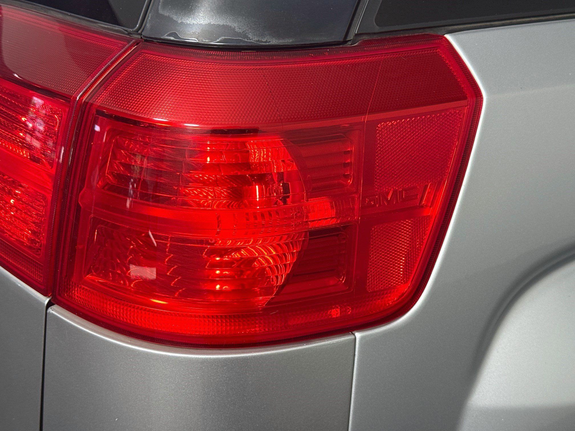 Used 2011 GMC Terrain SLE FWD image 33