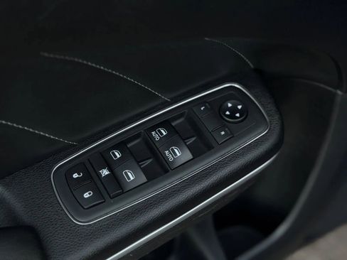 Used 2019 Dodge Charger Scat Pack w/ Plus Group image 26