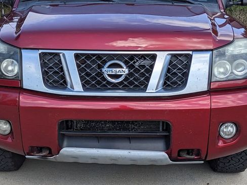 Used 2014 Nissan Titan PRO-4X AWD/4WD image 9