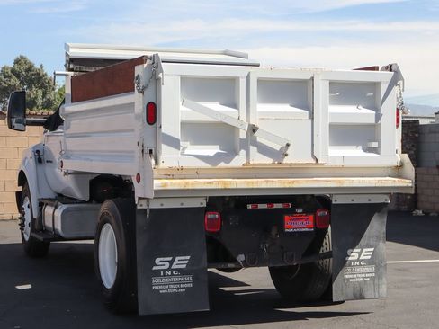 Used 2021 Ford F650 2WD Regular Cab Super Duty image 6