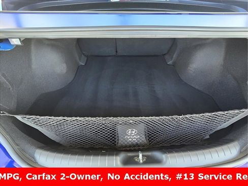 Used 2021 Hyundai Elantra Limited image 11