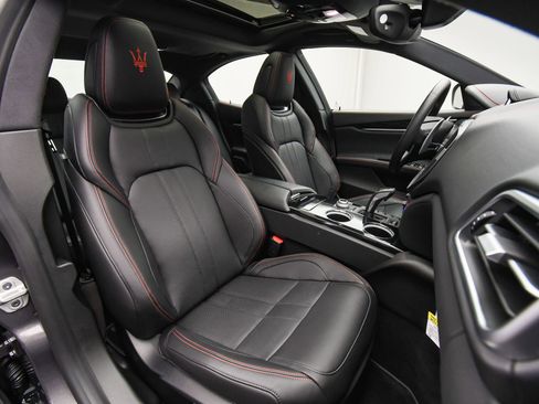 New 2024 Maserati Ghibli Modena Ultima Q4 image 16