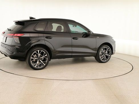 New 2026 Audi Q3 quattro 2.0T image 7