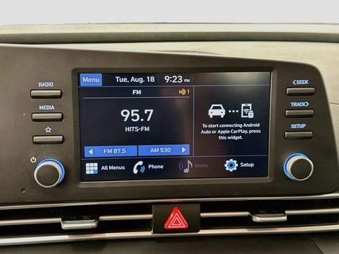 Used 2023 Hyundai Elantra SE w/ Cargo Package FWD image 21