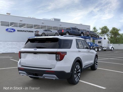 New 2026 Ford Explorer Platinum image 8