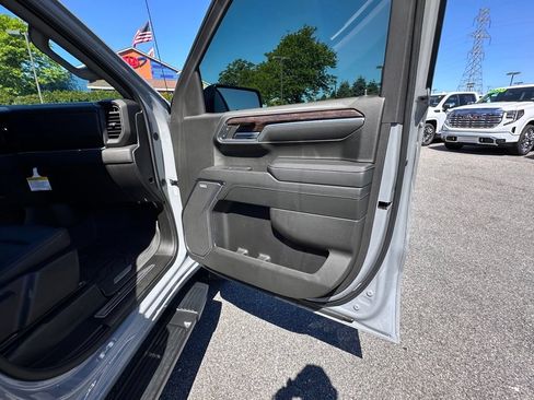 Certified 2024 GMC Sierra 1500 Elevation w/ Elevation Premium Package AWD/4WD image 16