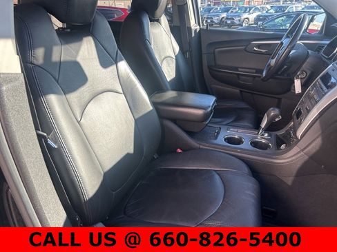 Used 2010 Chevrolet Traverse LT w/ LT Special Edition Package image 5