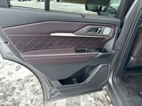 Used 2025 Ford Explorer Platinum w/ Ultimate Package image 20