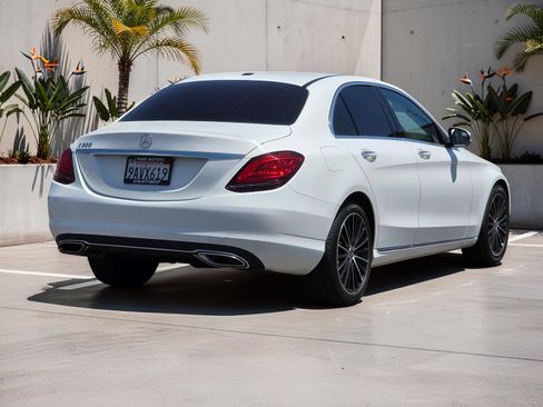Used 2021 Mercedes-Benz C 300 Sedan w/ Premium Package image 6