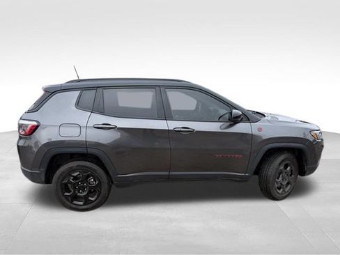 Used 2023 Jeep Compass Trailhawk AWD/4WD image 8