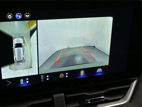 New 2026 Chevrolet Equinox LT w/ Convenience Package II image 21