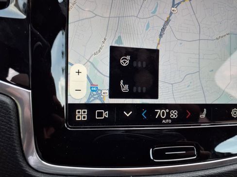 Certified 2025 Volvo XC90 B5 Plus image 13