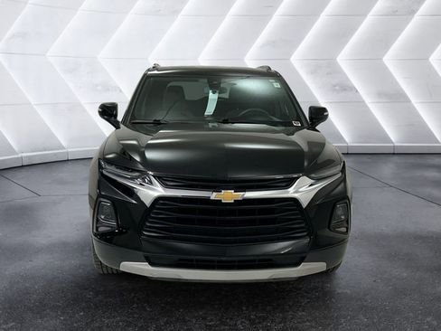 Used 2022 Chevrolet Blazer LT image 2