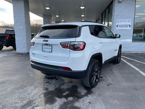 New 2026 Jeep Compass Latitude image 5