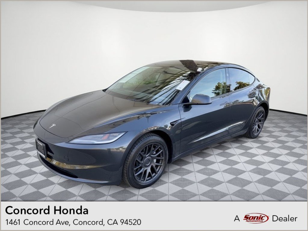 Used 2025 Tesla Model 3 Long Range RWD image 1