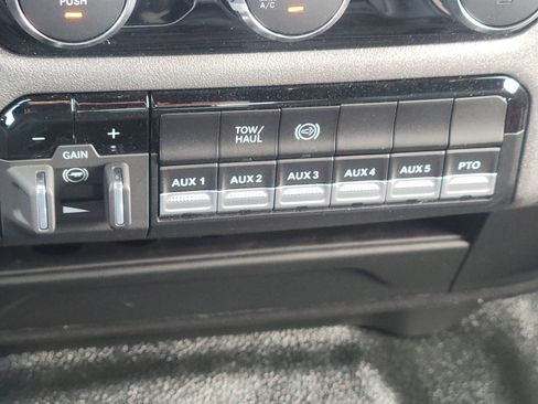 New 2026 RAM 3500 Tradesman w/ Chrome Appearance Group A image 19