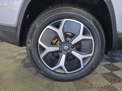 Used 2023 Rivian R1S Adventure Quad AWD/4WD image 12