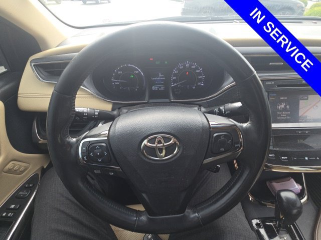 Used 2015 Toyota Avalon Limited FWD image 9